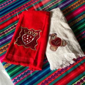 Pair of Embroidered/Appliquéd VALENTINE HAND-TOWELS; EUC